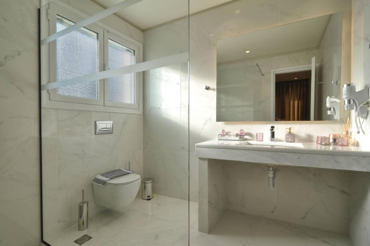 Solari Luxury Apartments Corfu Town Eksteriør bilde