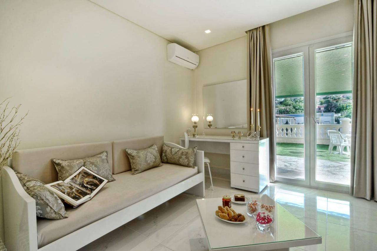 Solari Luxury Apartments Corfu Town Eksteriør bilde
